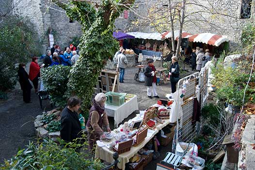 Aigne - Marché de Noël